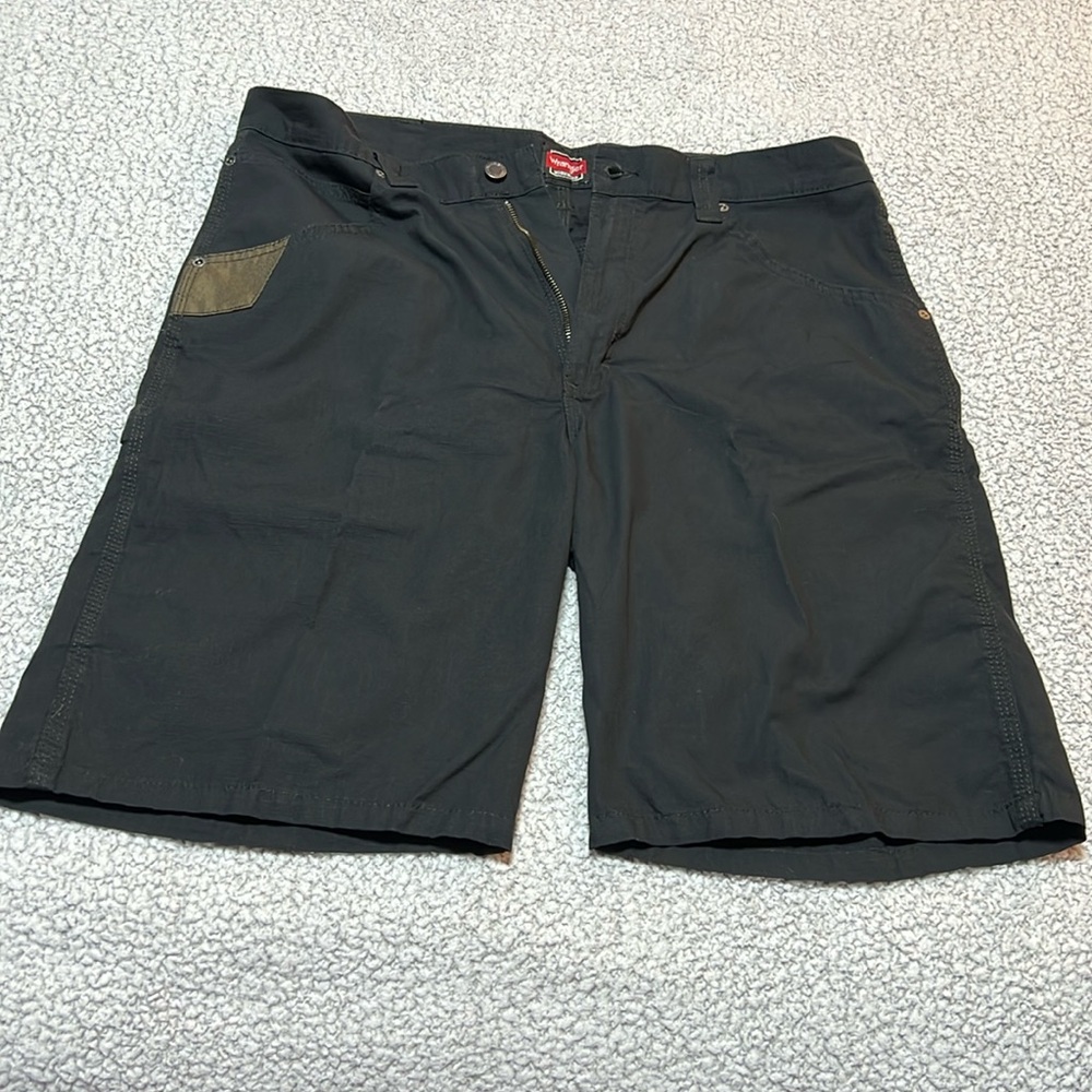 Wrangler WorkWear 5 Pocket Black Shorts Size 36